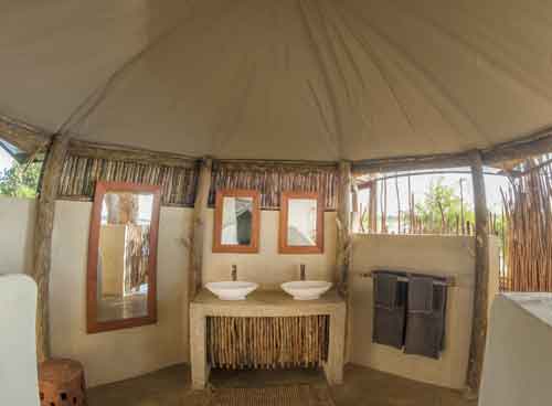 Three Rivers Camp - South Luangwa Zambia